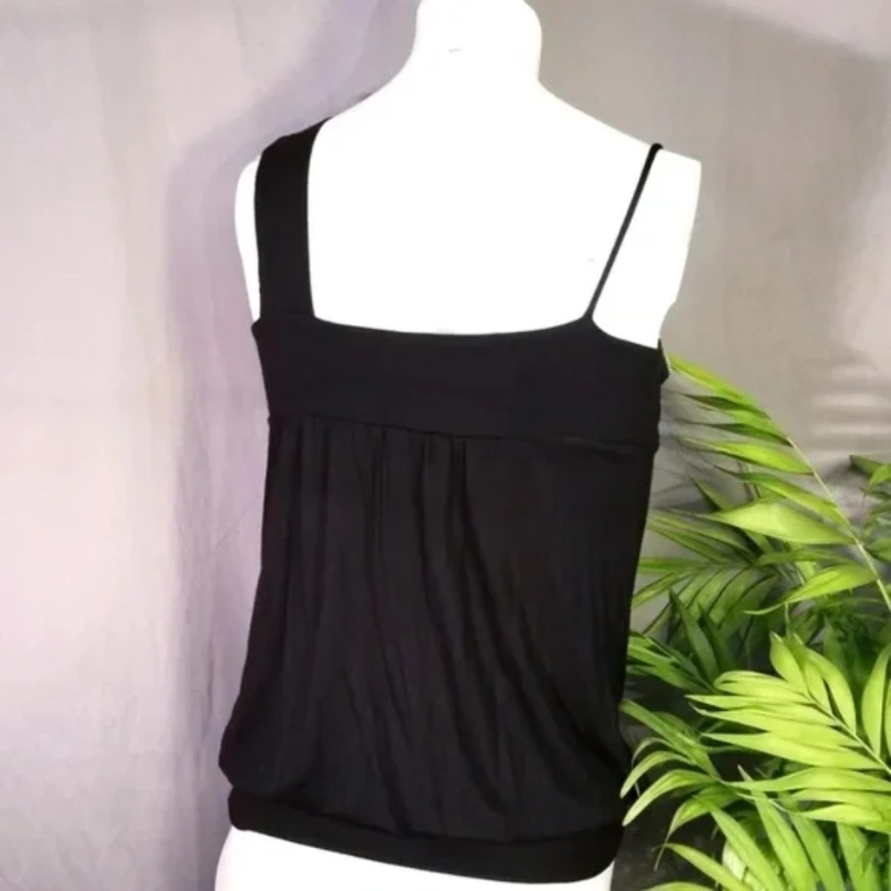 Asymmetrical Tank with Zipper Edge Ruffle - Picture 7 of 8
